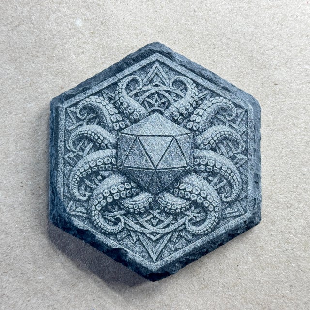 3D Illusion Kraken D20 | Engraved Slate Coaster